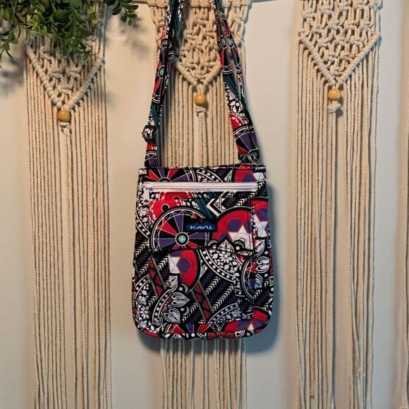 KAVU Keeper Crossbody Bag Spring Hodgepoge Adventure Hiking Satchel Purse - Picture 1 of 10